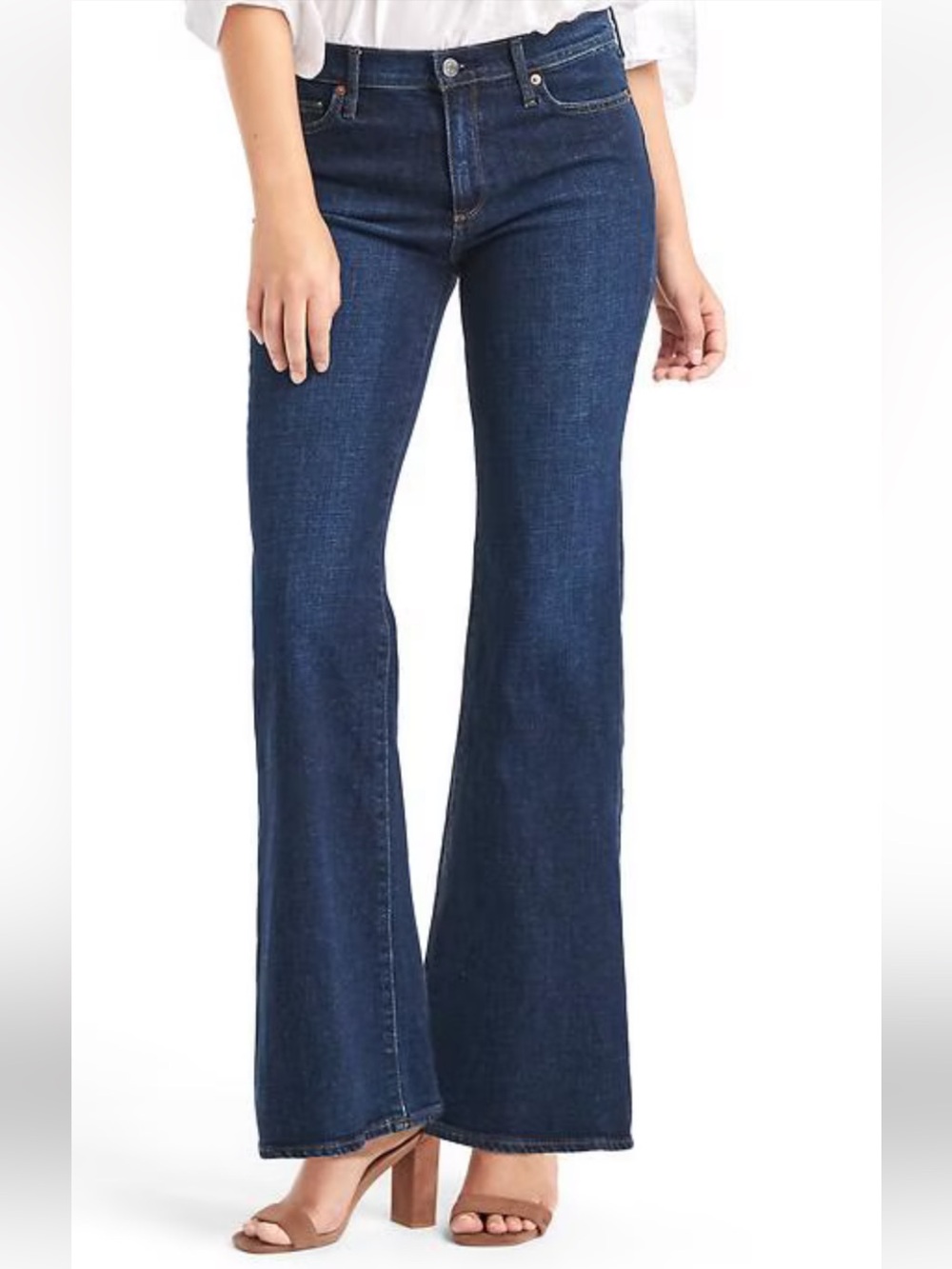 GAP Authentic 1969 Flare Jeans. Women's Size: 27s.